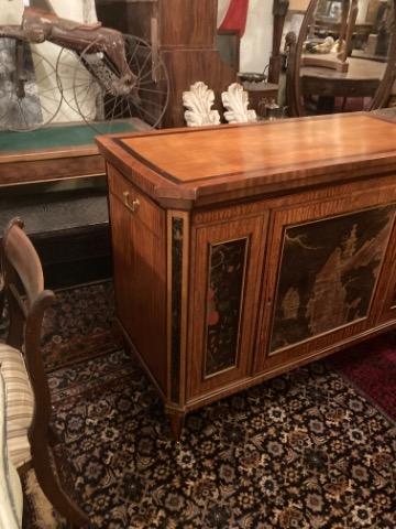 Rose and satinwood buffet with laquer panels