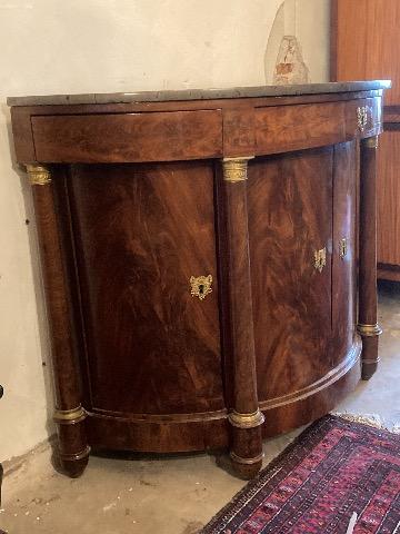 Empire demi lune commode