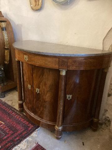 Empire demi lune commode