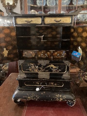 Japanese cabinet