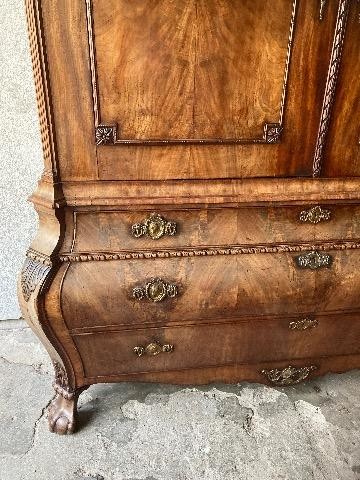 Mahogany cabinet