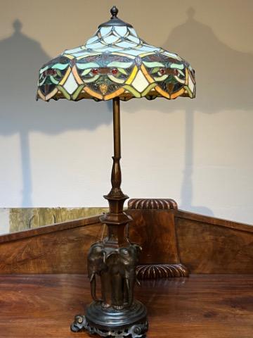 Tiffany shade bronze lamp